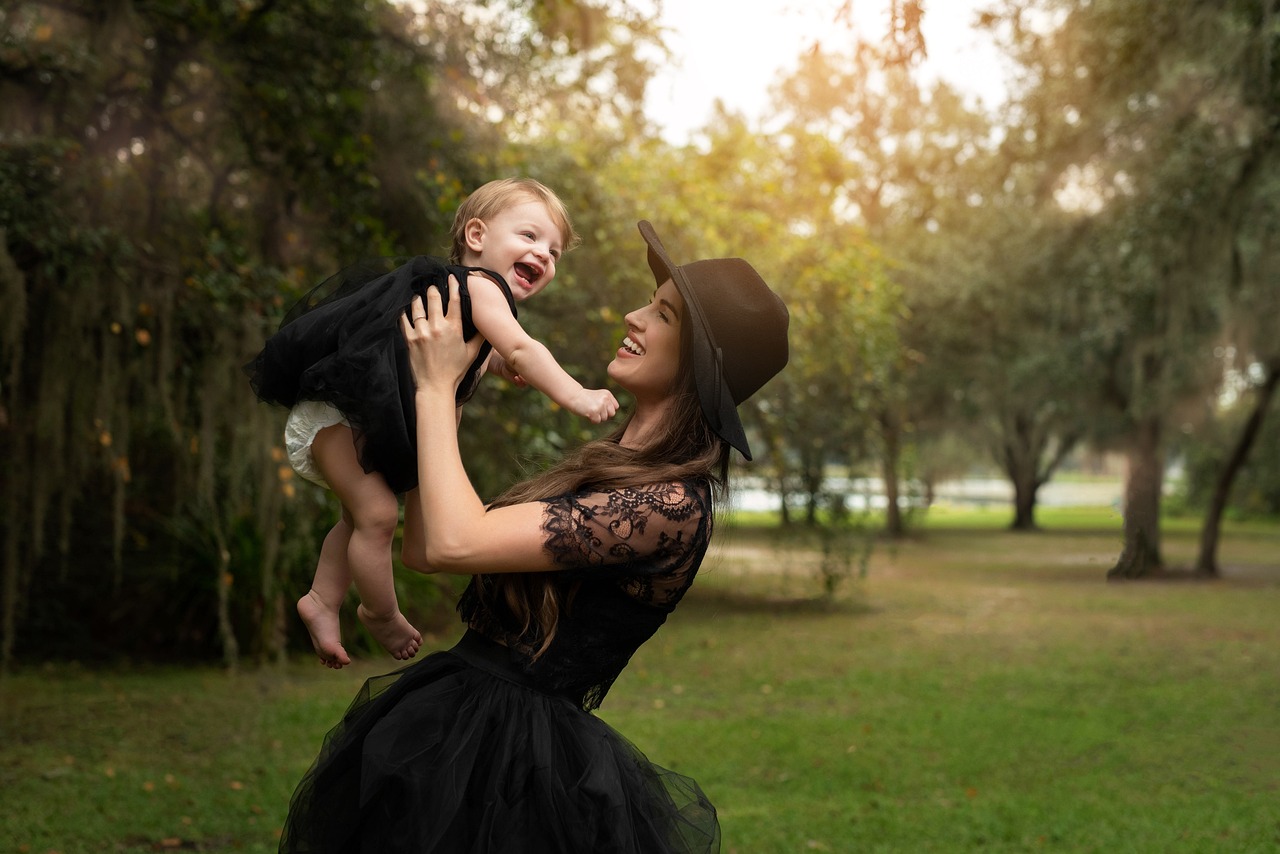 mother, daughter, black dresses-6195216.jpg